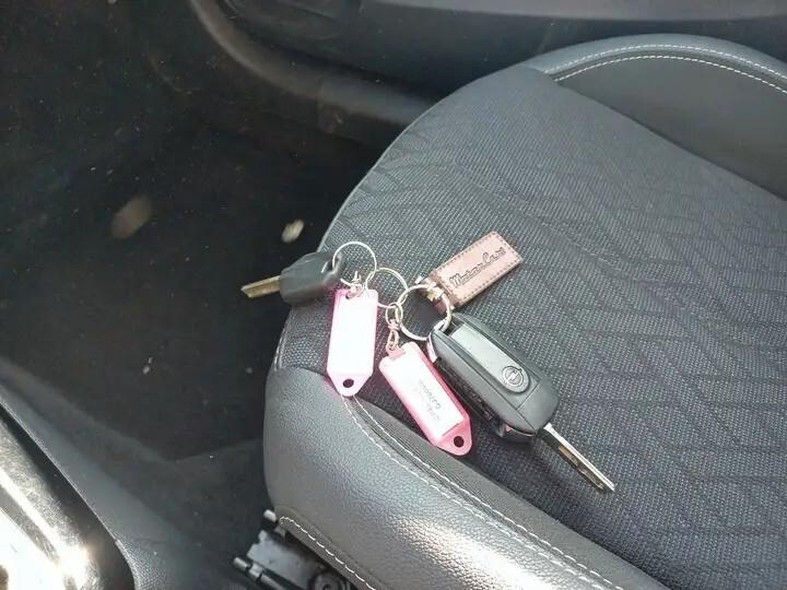 Opel Corsa 1.5 D 100 CV Elegance