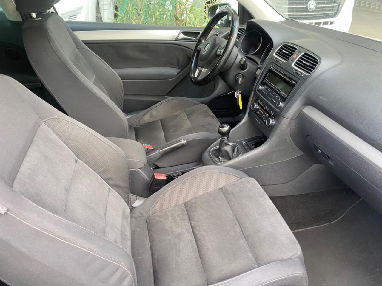 Volkswagen Golf 1.6 TDI DPF 3p. Comfortline