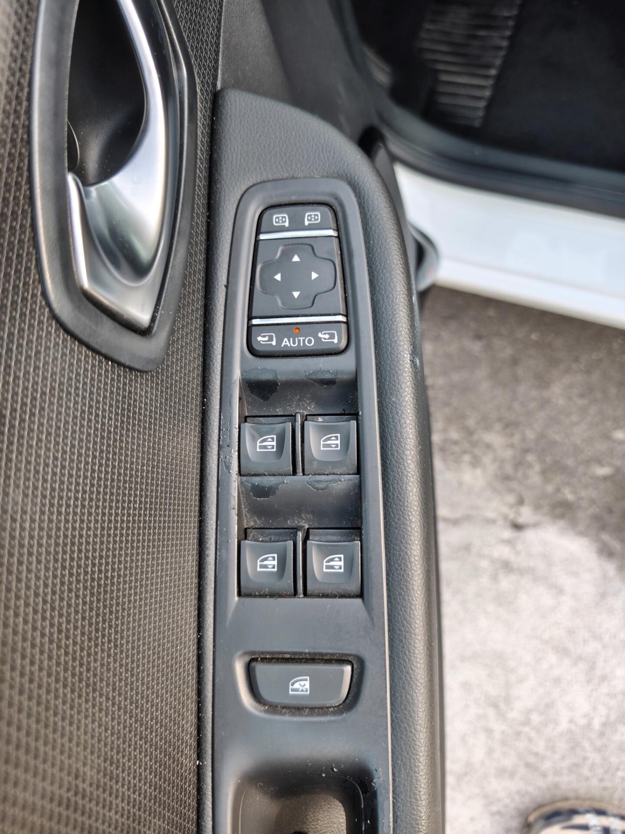 Renault Clio dCi 8V 90CV Start&Stop 5 porte Energy Intens