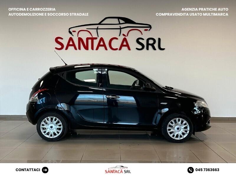 Lancia Ypsilon 1.2 69 CV 5 porte Platinum