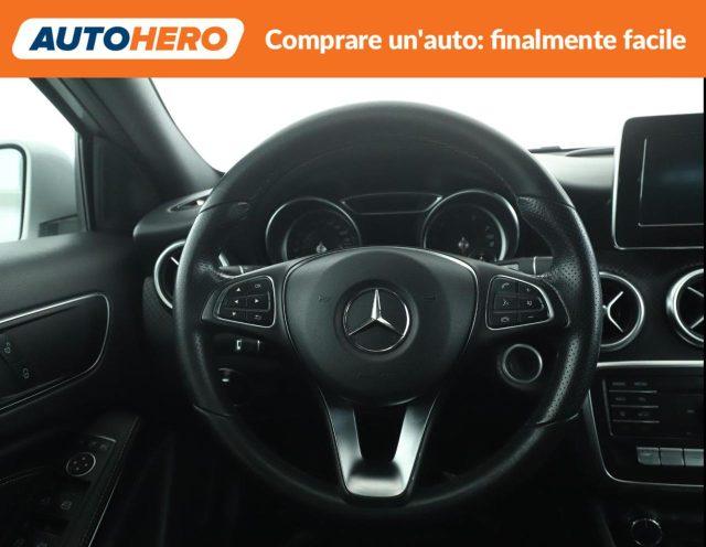 MERCEDES-BENZ A 200 Sport