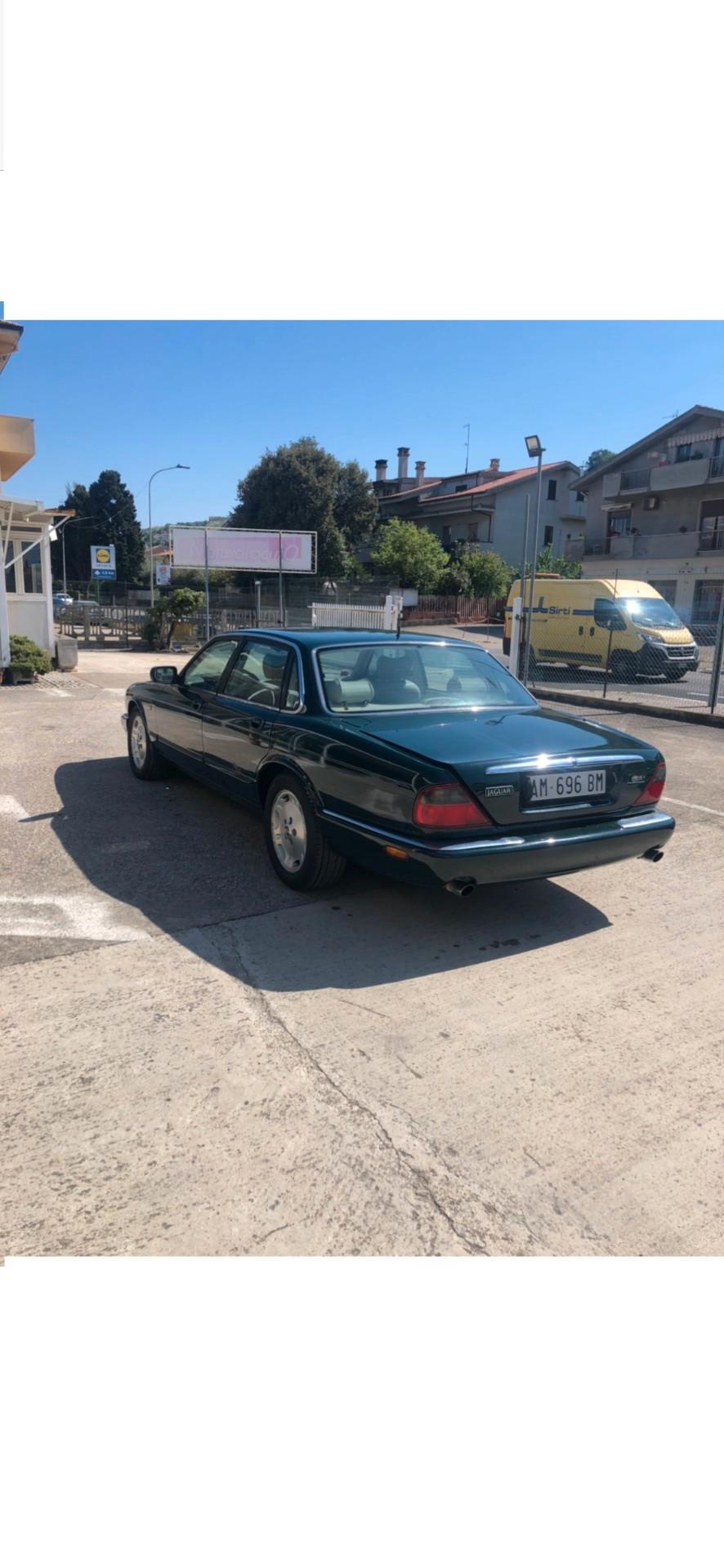 Jaguar XJ 3.2 cat Executive