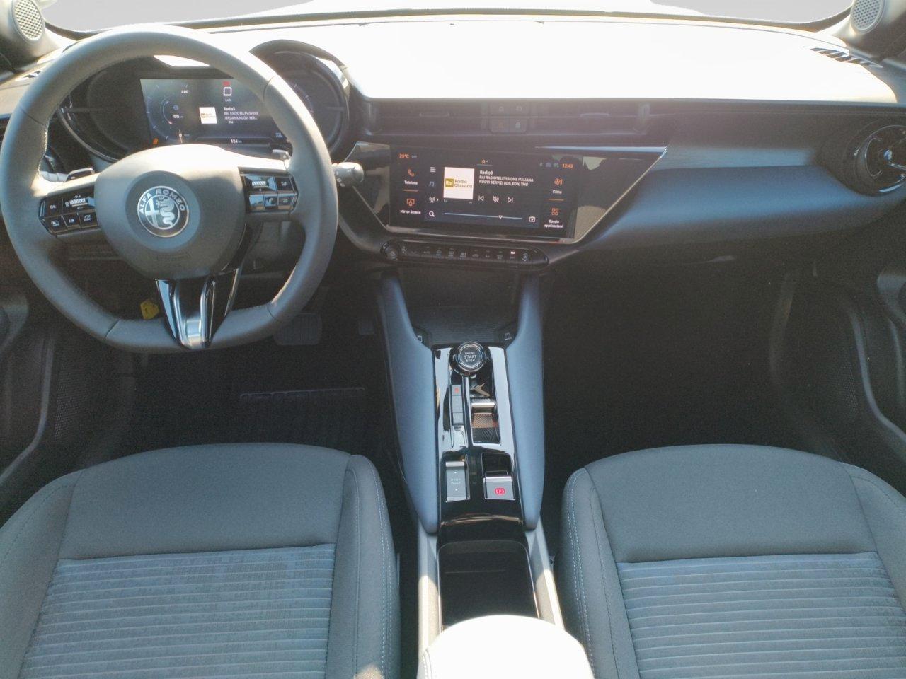 Alfa Romeo Junior 1.2 ibrida S 136 cv edct6