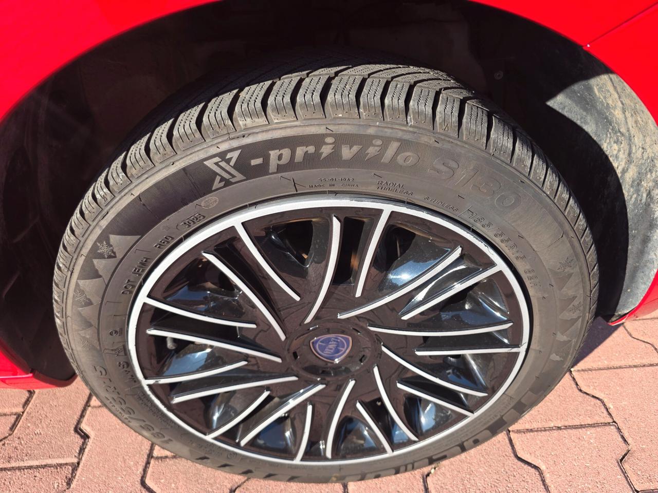 Lancia Ypsilon 1.2 70CV perfetta e garantita 12 mesi