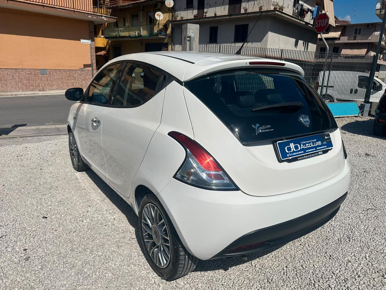 Lancia Ypsilon 1.2 69 CV 5 porte S&S Platinum