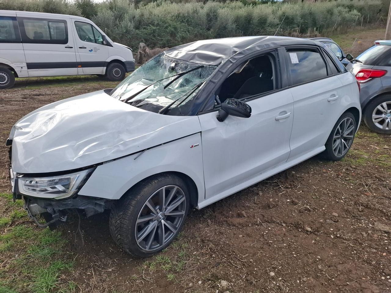 AUDI A1 SBK S-LINE AUT 2017 SINISTRATA