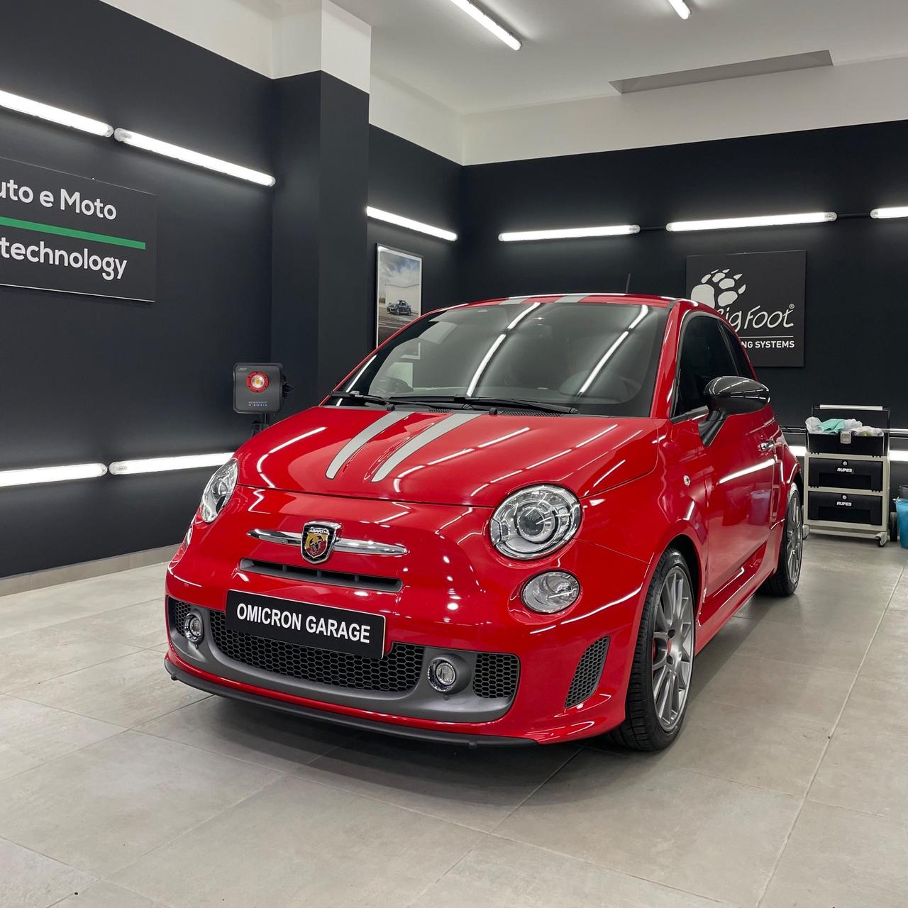 Abarth 695 Tributo Ferrari