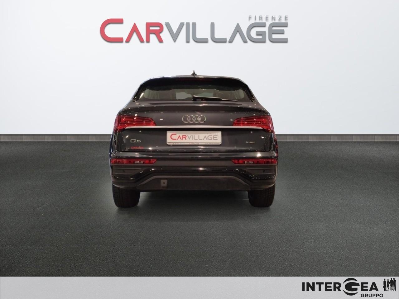 AUDI Q5 Sportback 40 2.0 tdi mhev 12V Business Advanced quattro s-tronic