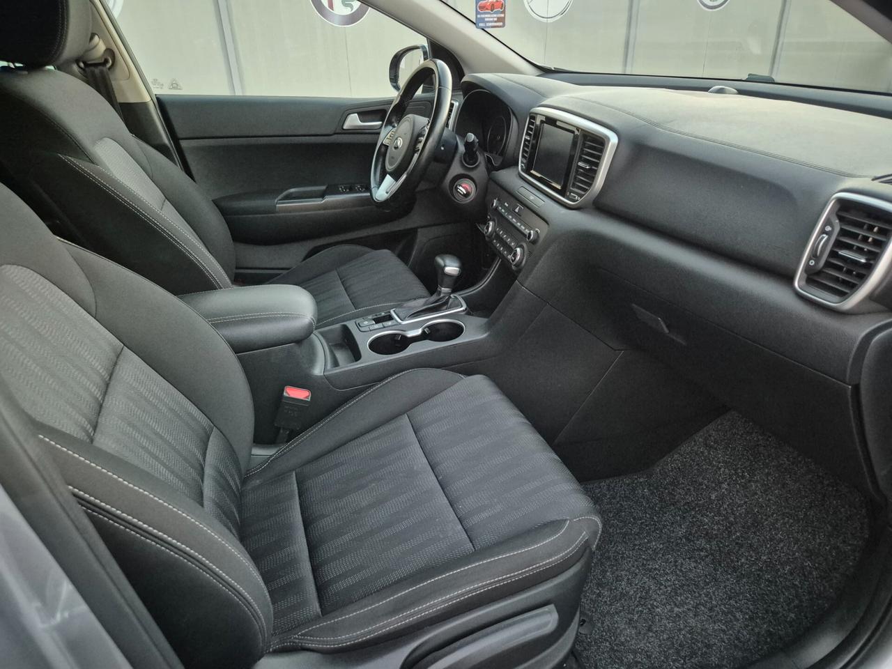 Kia SPORTAGE 1.6 CRDI 136 CV AUTOMATICA RESTAYLING NUOVA FULL 2019