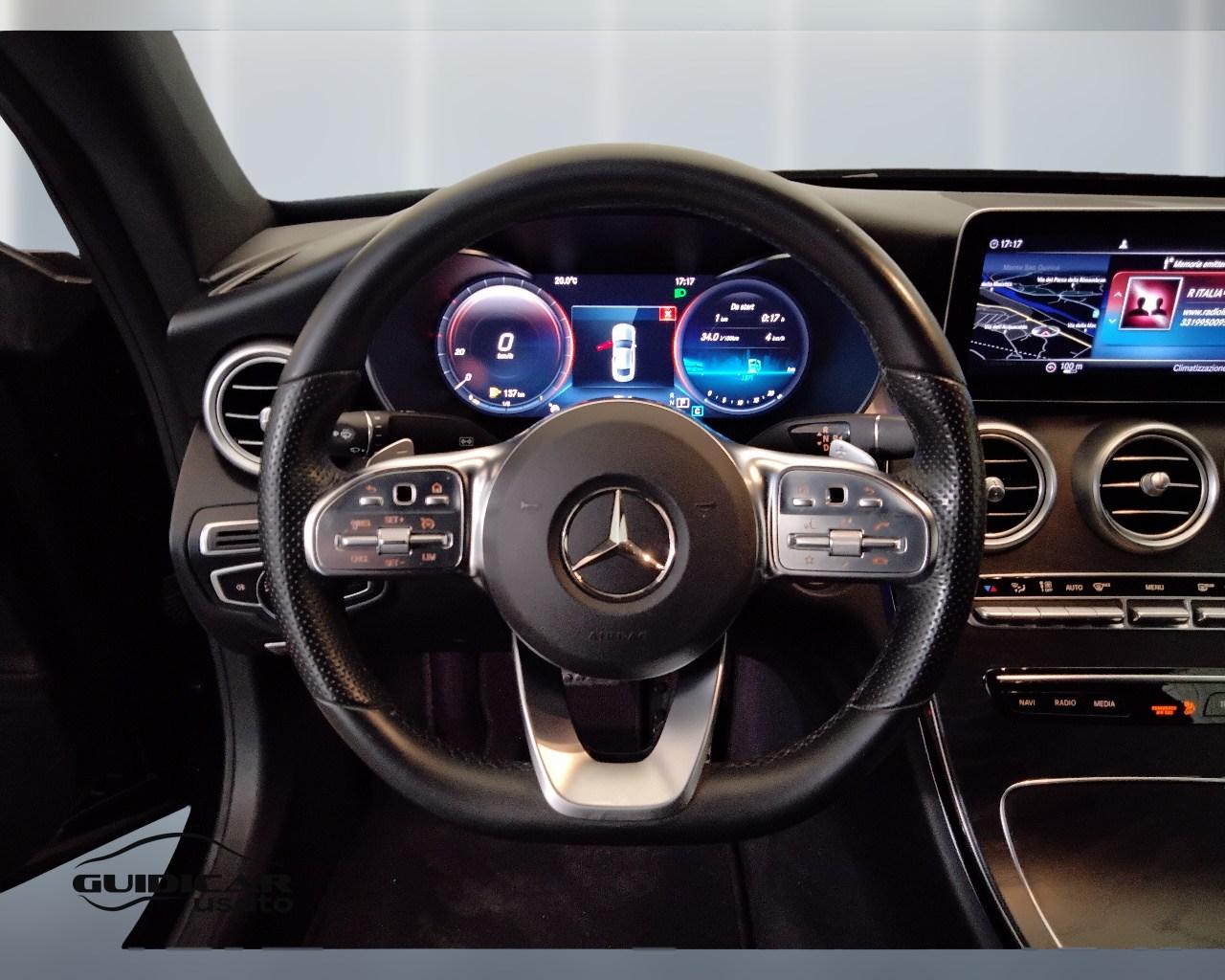 Mercedes-Benz Classe C-C205 2018 Coupe - C Coupe 220 d Premium auto