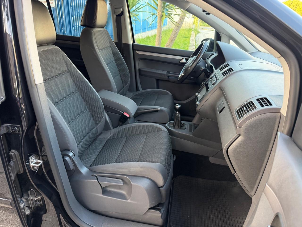 Volkswagen Touran Metano 1.4 benzina 150 cv 2011