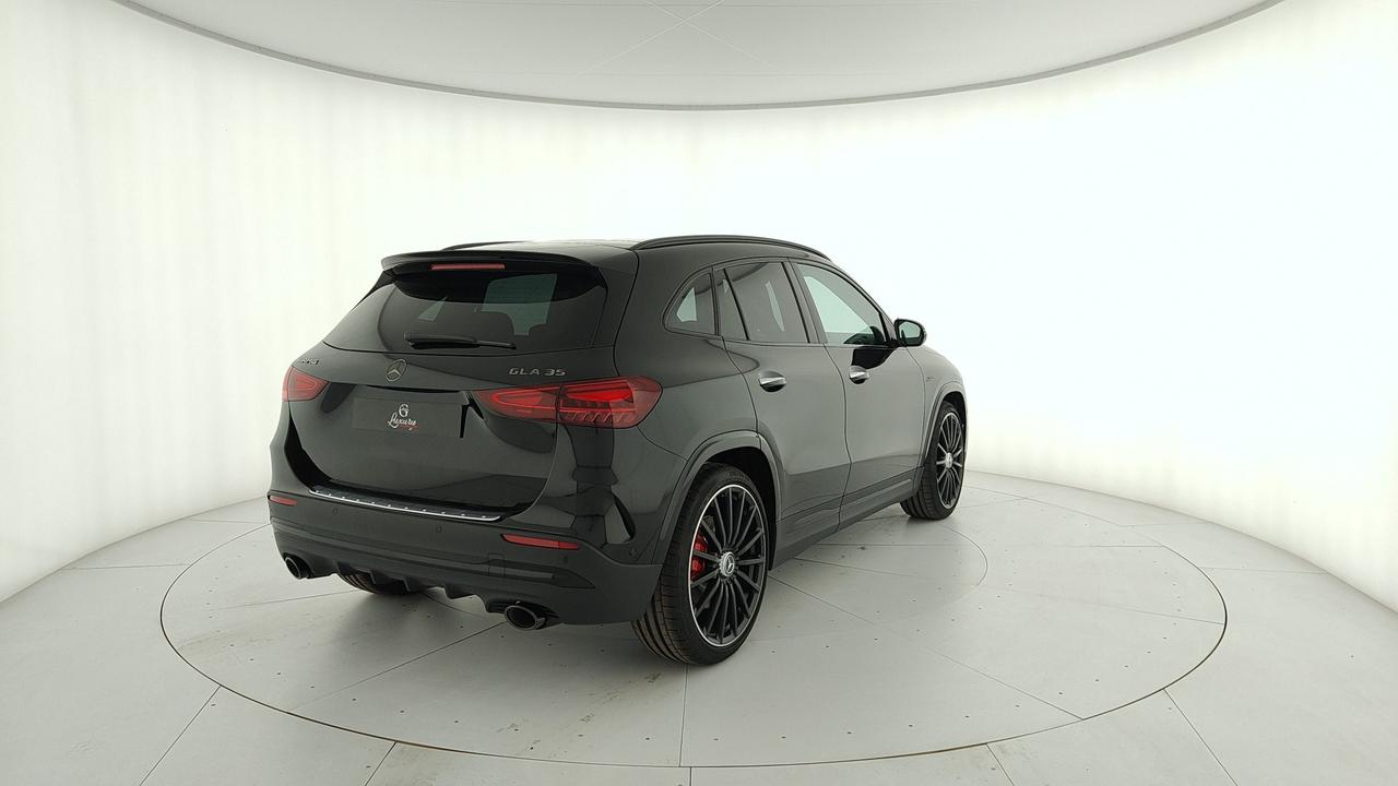 Mercedes-Benz Mercedes-AMG GLA 35 4MATIC