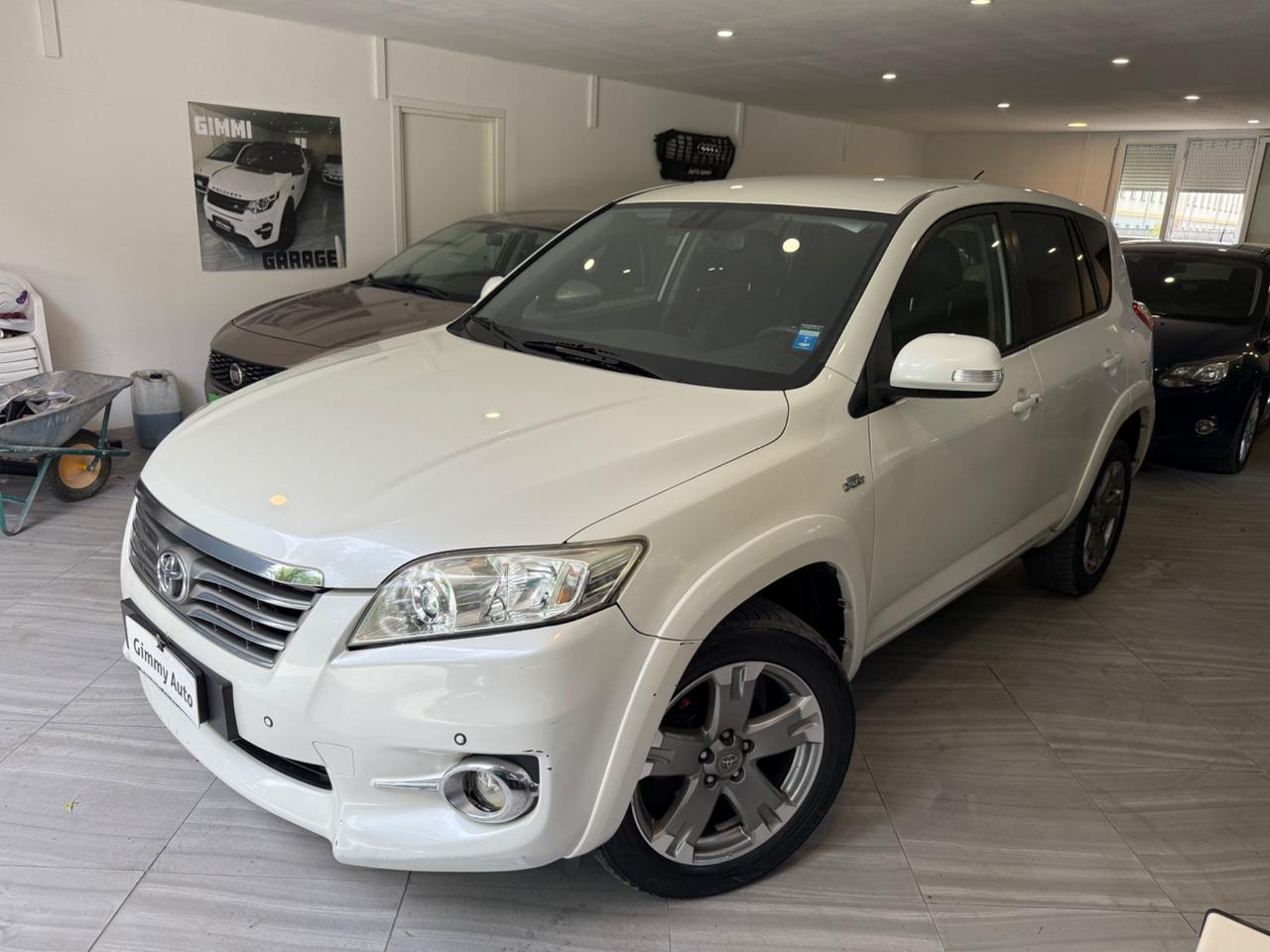 Toyota RAV 4 AUTOMATICO 2011