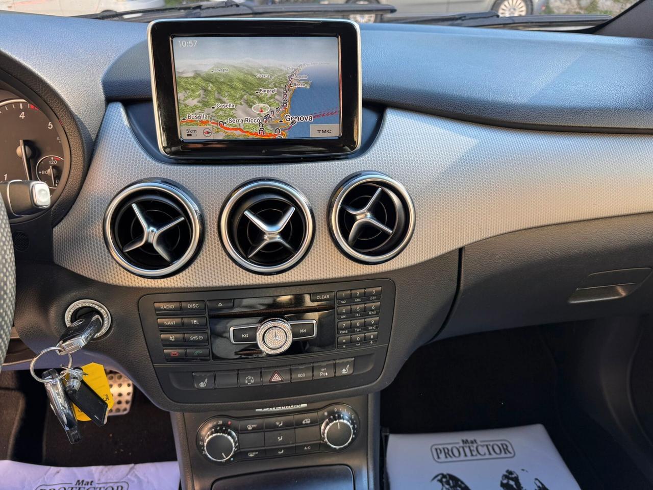Mercedes-benz B 180 CDI BlueEFFICIENCY Premium AUTOMATICA