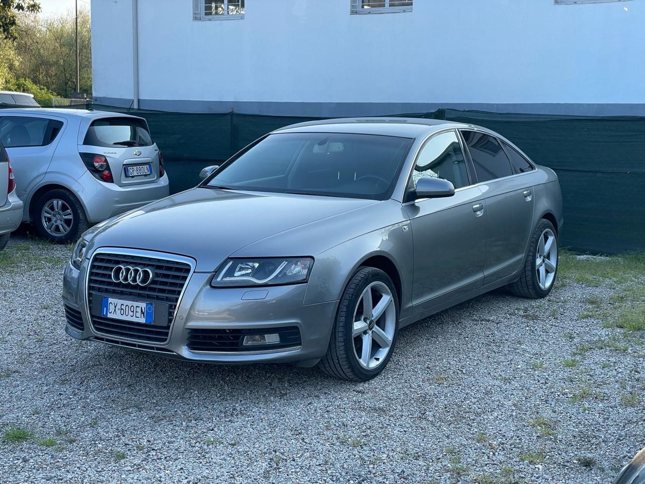 Audi A6 2.4 V6