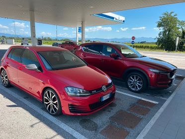 Volkswagen Golf 2.0 TDI DSG 5p.