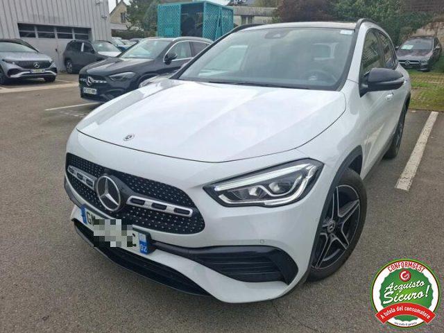 MERCEDES-BENZ GLA 200 d Aut. Premium AMG * TETTO *PACK NIGHT