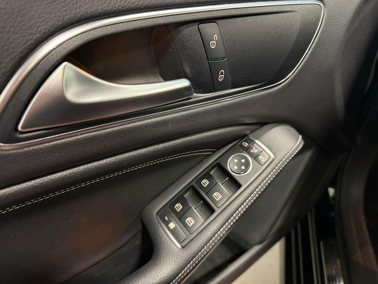 Mercedes-benz A 200 d Automatic 4Matic Premium