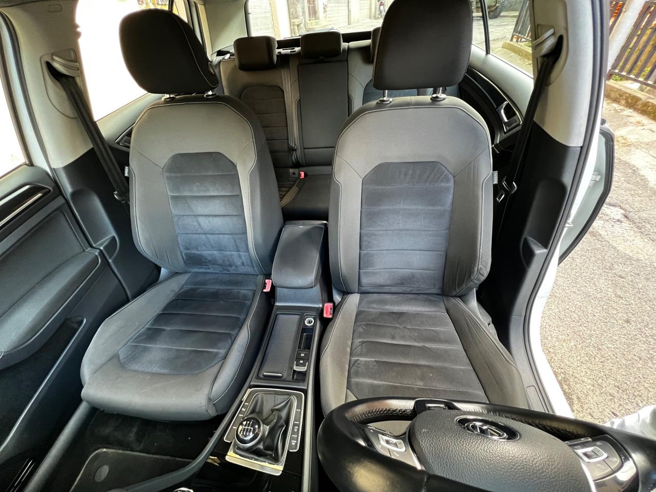 Volkswagen Golf 7 2.0 TDI 150 CV High line
