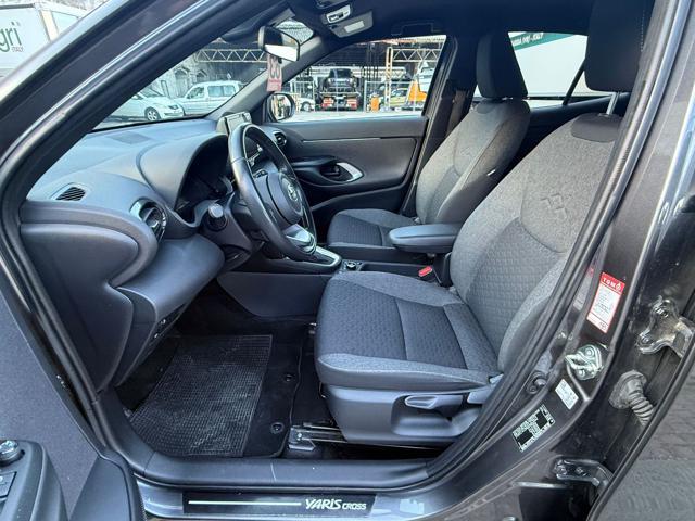 TOYOTA Yaris Cross 1.5 Hybrid 5p. E-CVT AWD-i Lounge