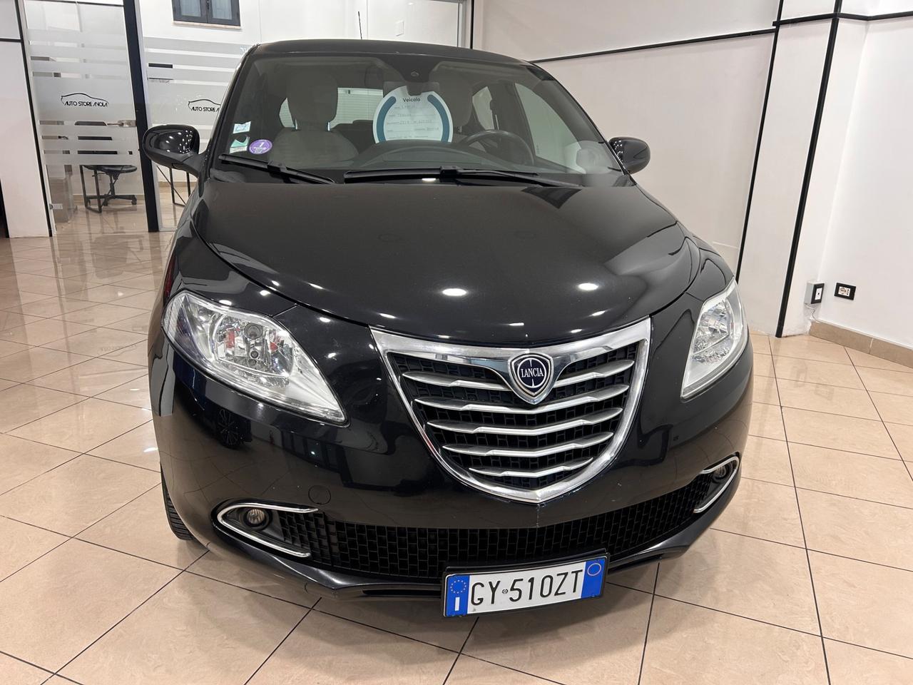 Lancia Ypsilon 1.2 69 CV 5 porte Gold