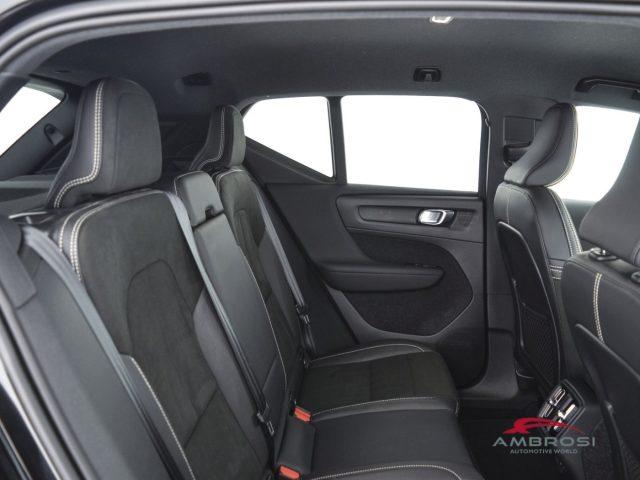 VOLVO XC40 T5 AWD Geartronic R-design