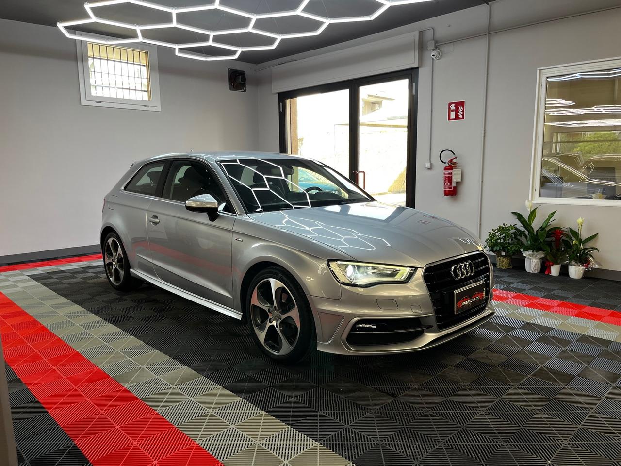 Audi A3 1.6 TDI ultra S-LINE - FABIANOAUTO