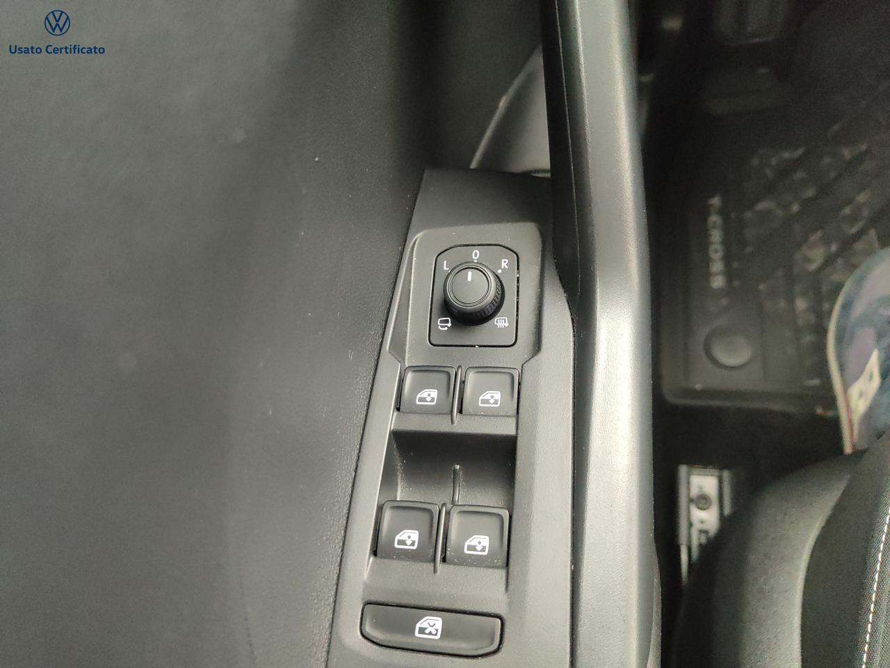 VOLKSWAGEN T-Cross - T-Cross 1.0 TSI Life