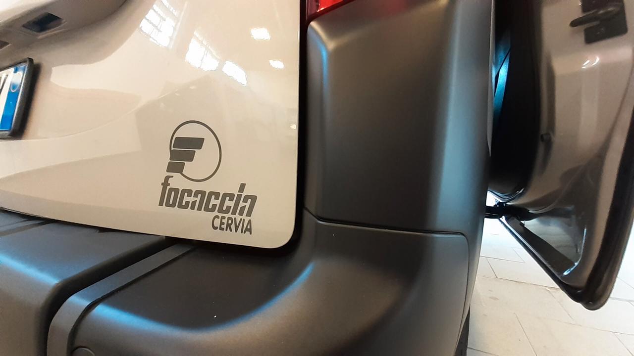 Berlingo benzina trasporto disabili pedana €6