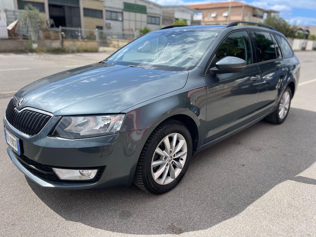 SKODA - Octavia Station Wagon - Octavia 1.4 TSI Wagon Execut. Plus G-Tec