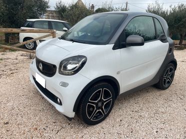 Smart ForTwo 70 1.0 twinamic Prime finanziabile
