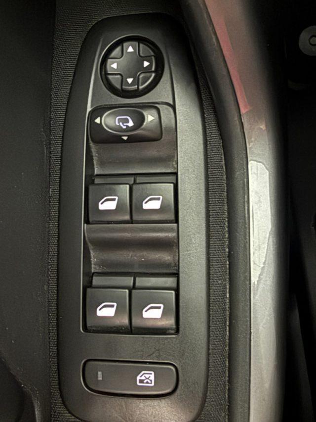 PEUGEOT 2008 1° serie PureTech 82 S&S Allure