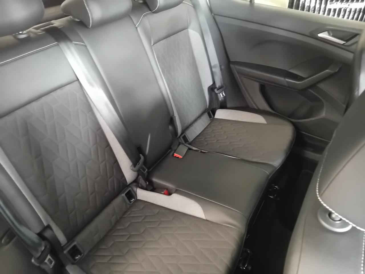 Volkswagen T-Cross 1.0 TSI Life