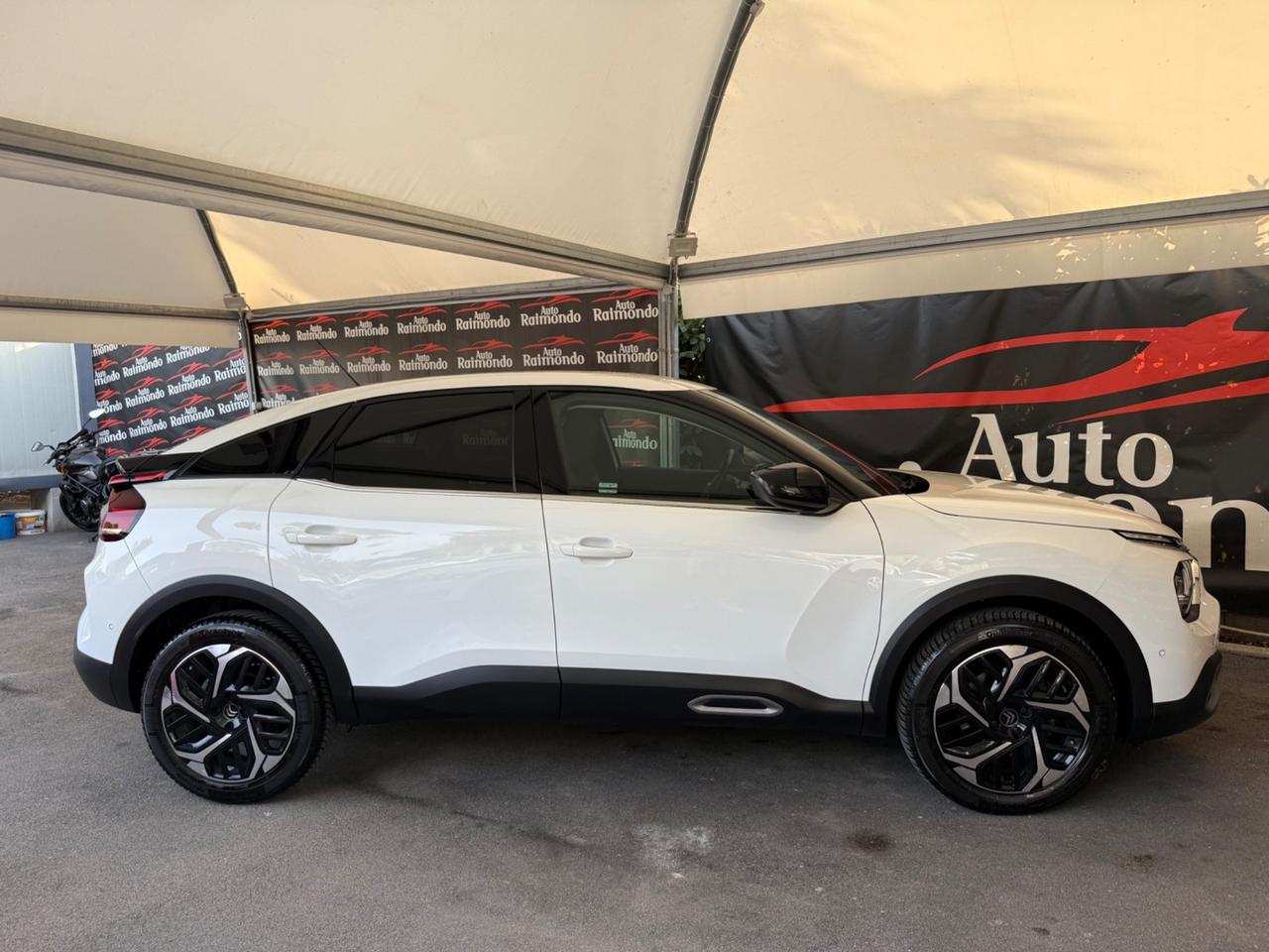 Citroen C4 PureTech 130 S&S EAT8 Shine