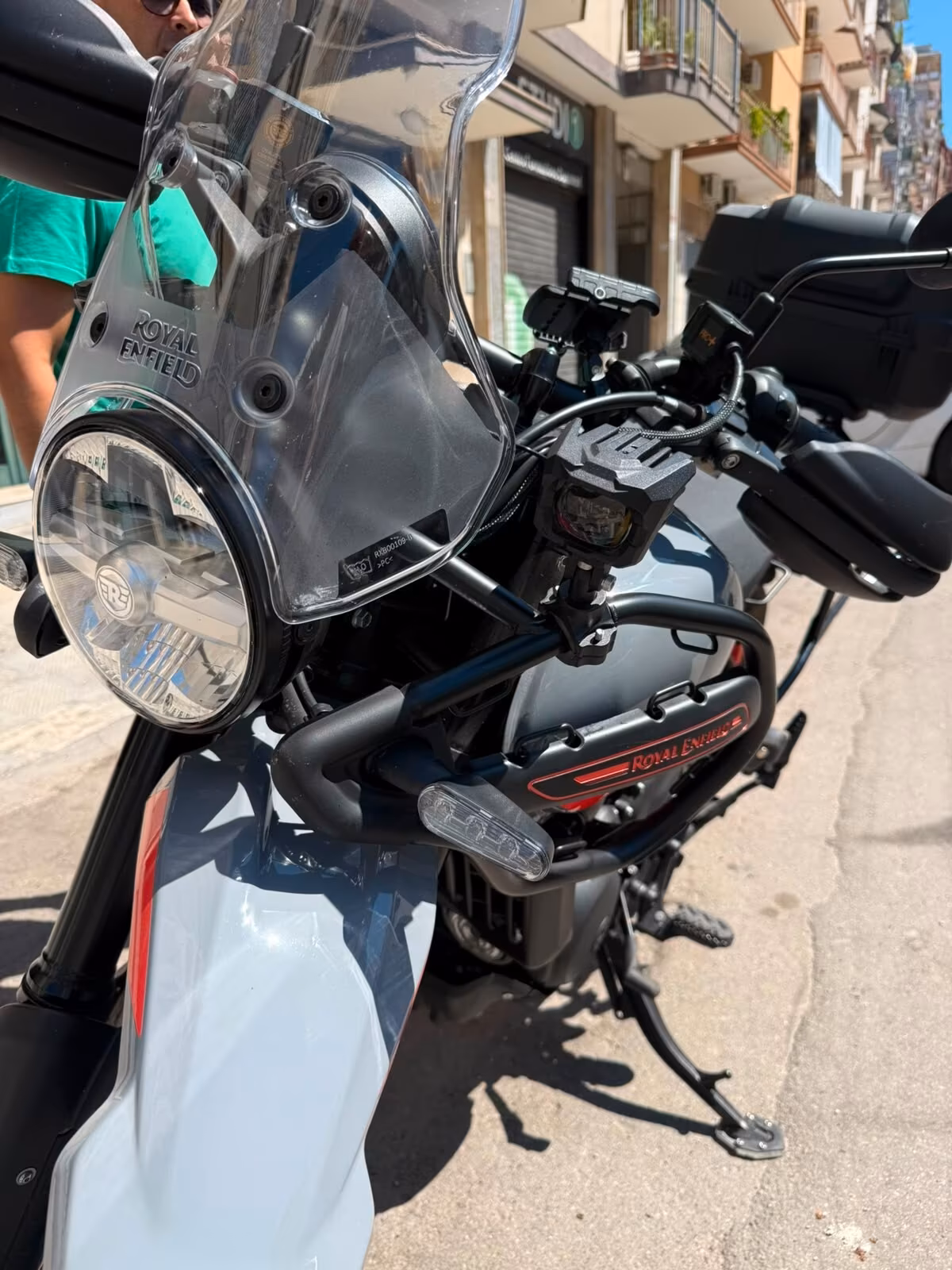 Royal Enfield Himalayan 450 SUPER