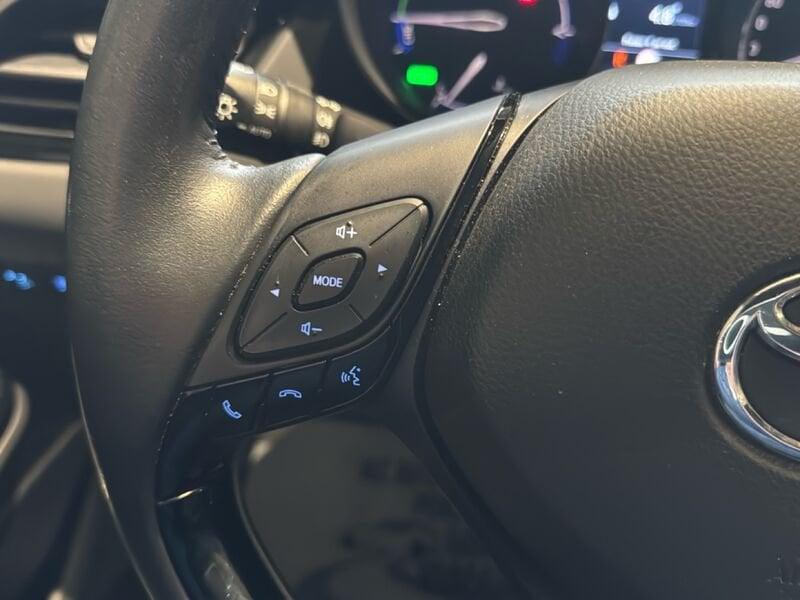 Toyota C-HR C-HR 2.0 hev Trend fwd e-cvt