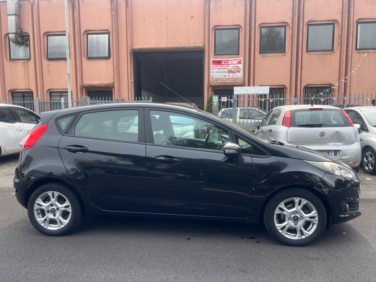 Ford Fiesta 1.5 TDCi 75CV 5 porte Titanium