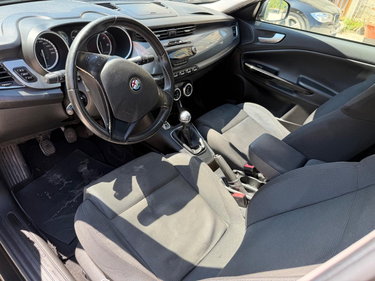 Alfa Romeo Giulietta 1.6 JTDm-2 105 CV Exclusive