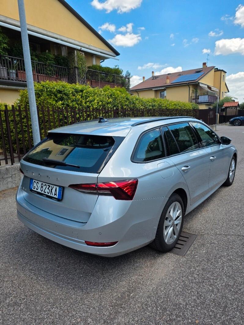 Skoda Octavia 2.0 TDI EVO SCR 150 CV DSG Wagon Executive