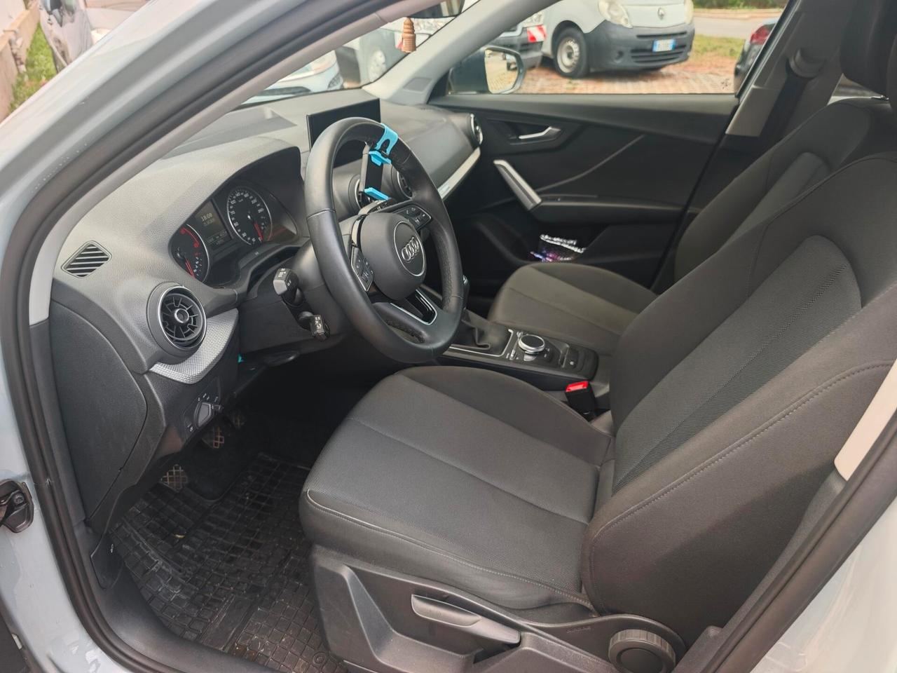 Audi Q3 2.0 TDI 116 CV 4X2 MANUALE