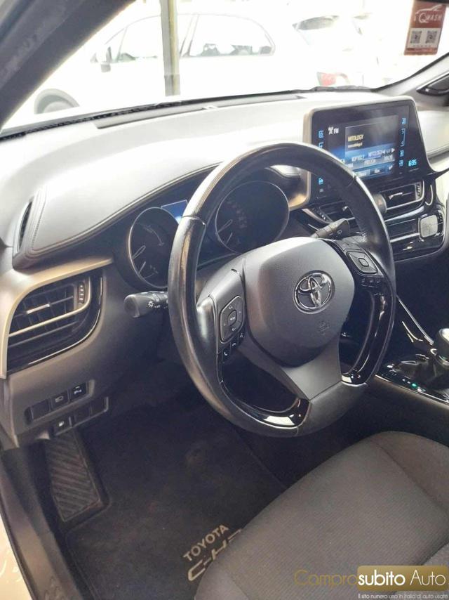 TOYOTA C-HR 1.8 Hybrid E-CVT Trand PROMO