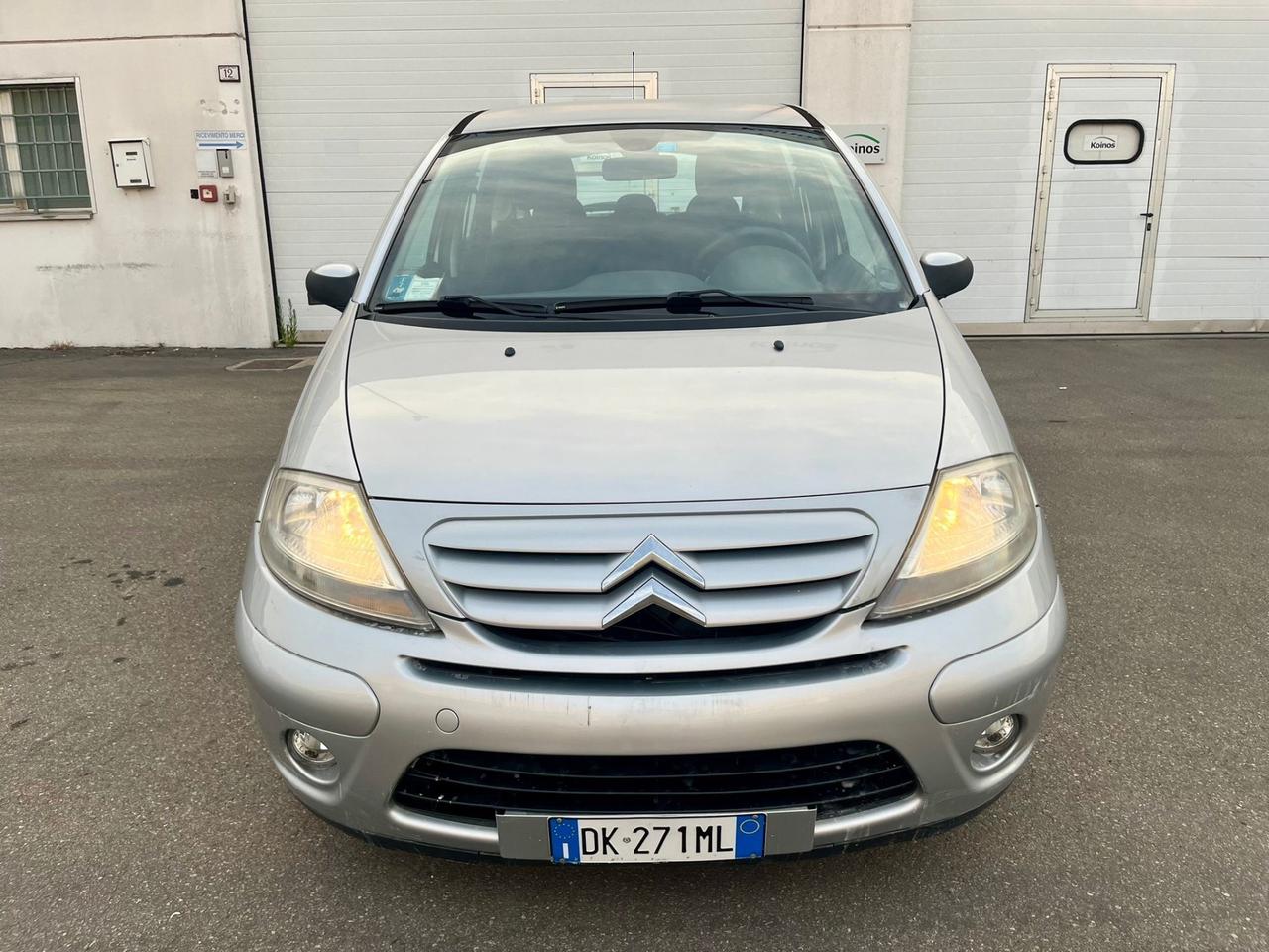 Citroen C3 1.4benz 2008 60.000km cambio automatico perfetta