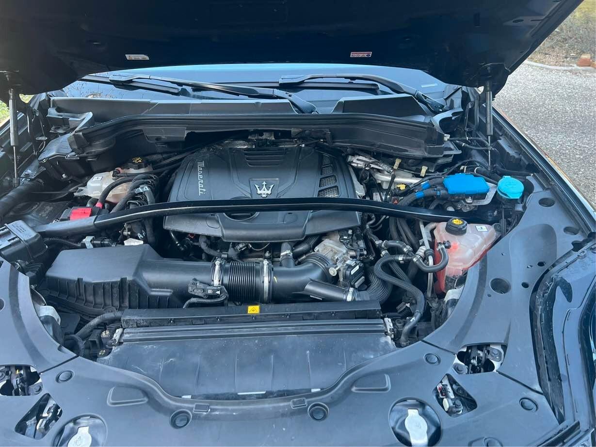 Maserati Grecale MHEV 330 CV AWD Modena