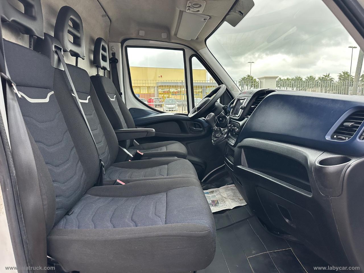 Daily 33S14S 2.3FURGONE MAXI VOLUME HI-MATIC