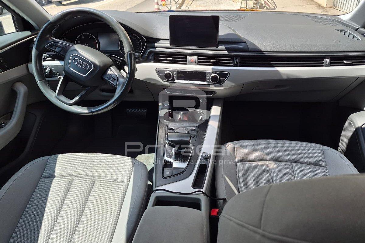 AUDI A4 Avant 30 TDI S tronic