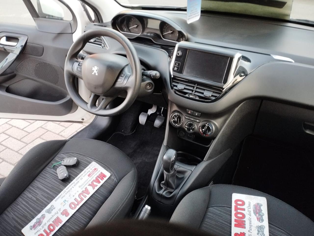 Peugeot 208 allure 2018
