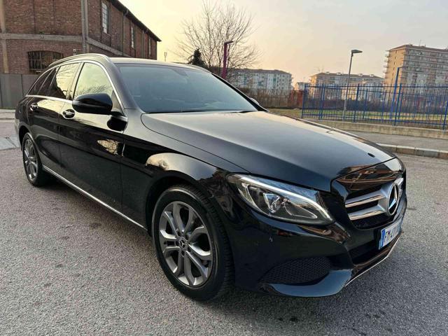 MERCEDES-BENZ C 220 d 4Matic Auto Premium