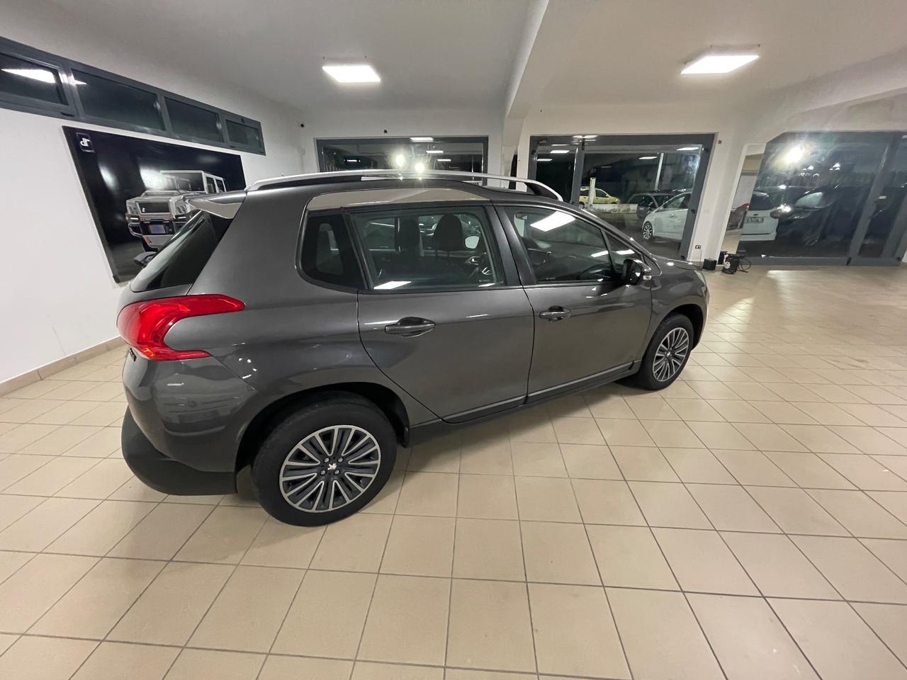 Peugeot 2008 BlueHDi 100 Black Matt