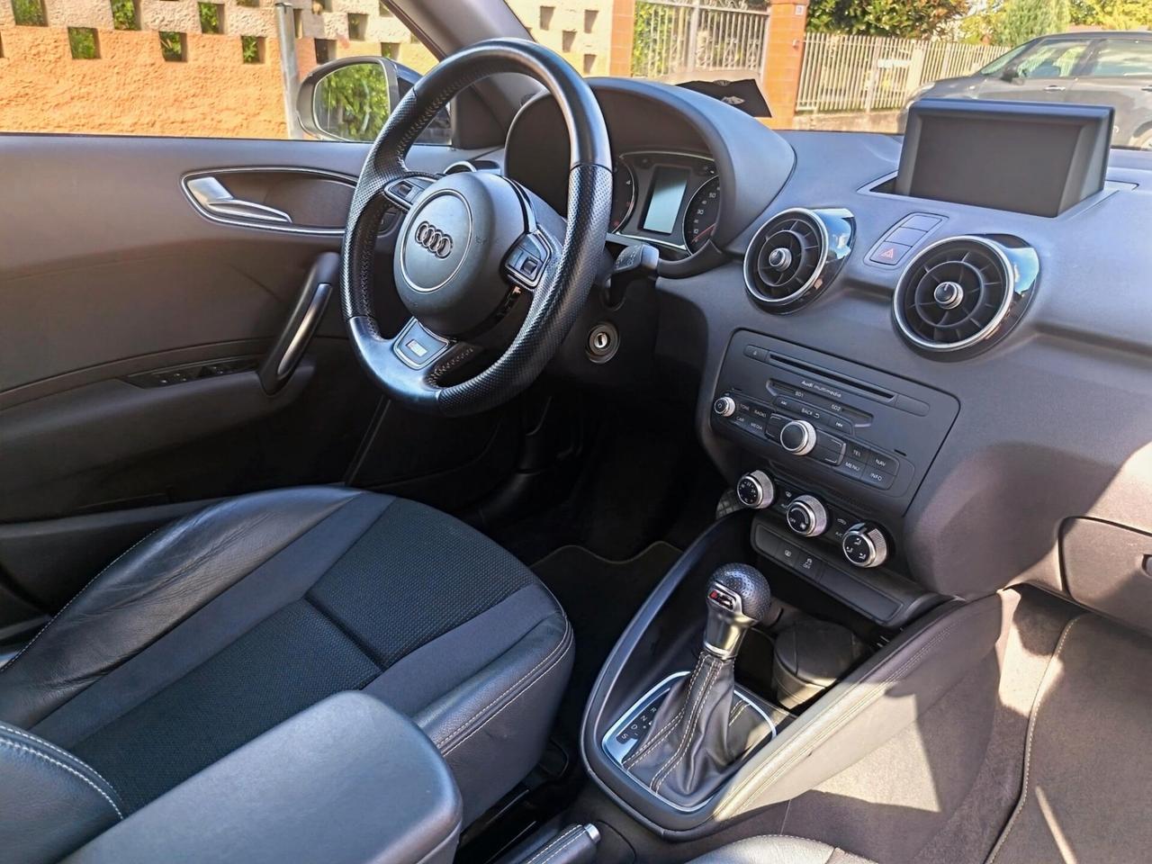 Audi A1 SPB 1.6 TDI S tronic Attraction