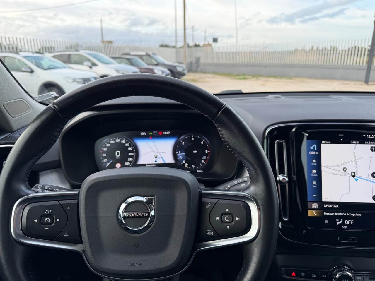 VOLVO XC40 2.0 D3 150CV MANUALE FULL LED MY20